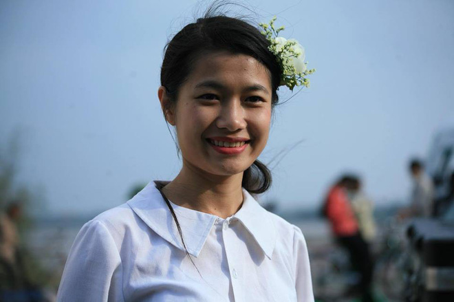 Hình ảnh sexy khác xa trên phim của diễn viên đóng cảnh nóng gây sốc trong Thương nhớ ở ai